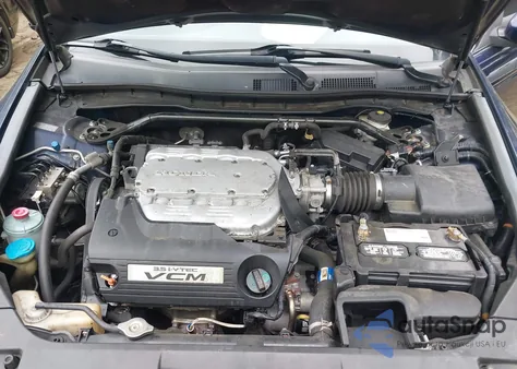 2008 Honda Accord 3.5 Ex-L из США, поврежденный, VIN 1HGCP36828A052647